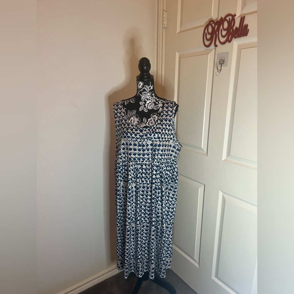 Sleeveless Causal Dress